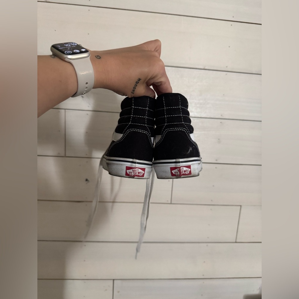 Vans - Picture 4 of 5